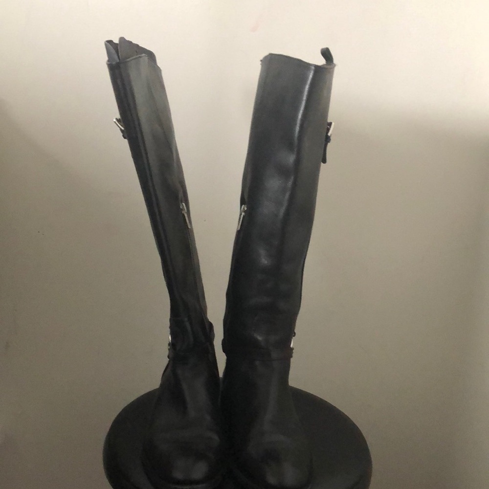 Women's Black Knee-High Boots